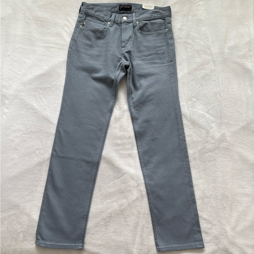 FREE ASSEMBLY Men's Slim Fit Blue Denim Jeans--NWT—29x30